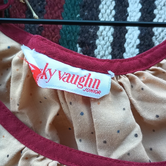 Vicky Vaughn Vintage Shoulder Tie Sundress - Picture 4 of 4